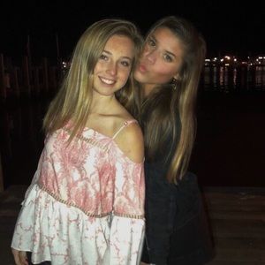 Meet your Posher, Isabelle